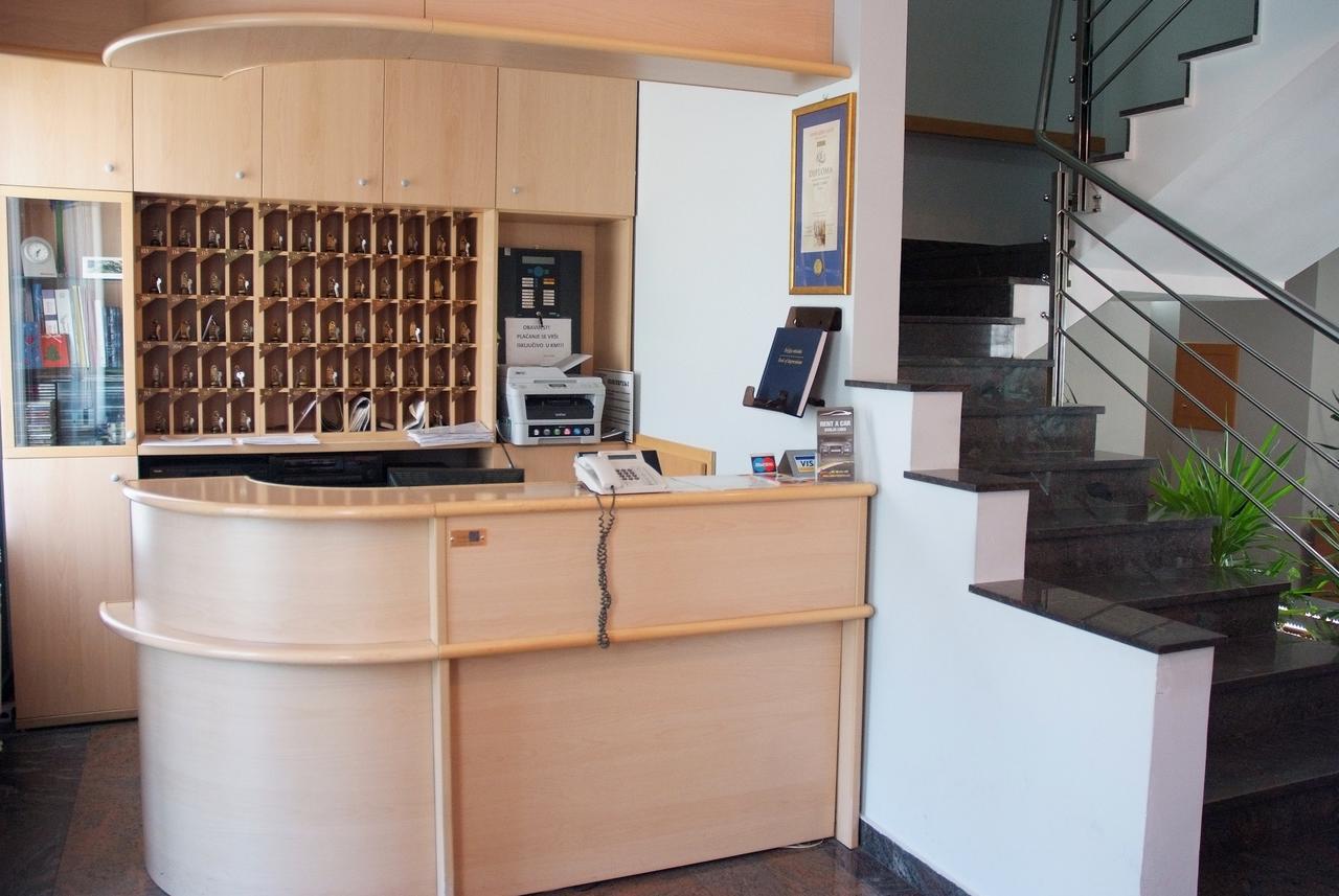 Hotel Cubic ลัคตาชิ ภายนอก รูปภาพ